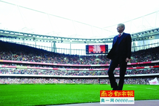  利物浦旧将反戈一击，阿斯皮利奎塔头槌绝杀  